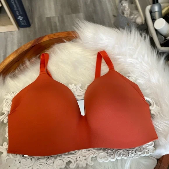 Three Knix bras - Picture 6 of 7